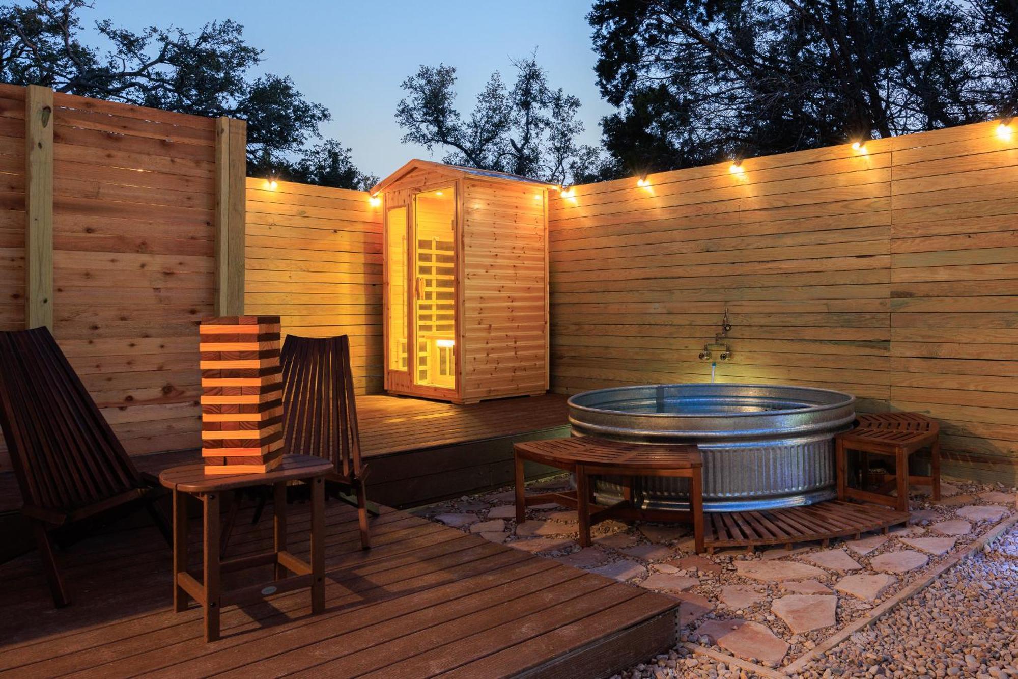 Romantic Luxury Retreat Hot Cold Pool & Sauna Wimberley Bagian luar foto