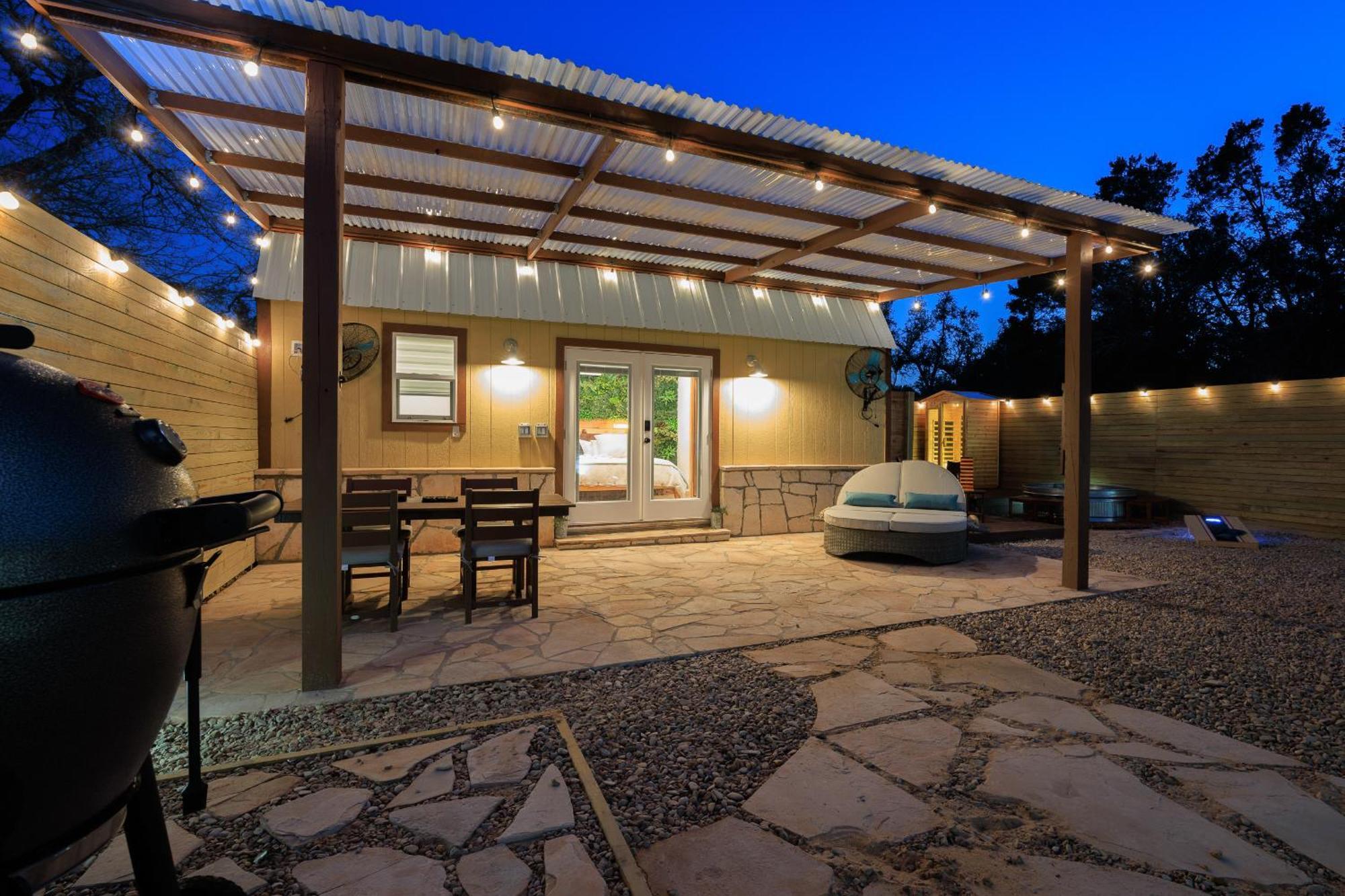 Romantic Luxury Retreat Hot Cold Pool & Sauna Wimberley Bagian luar foto