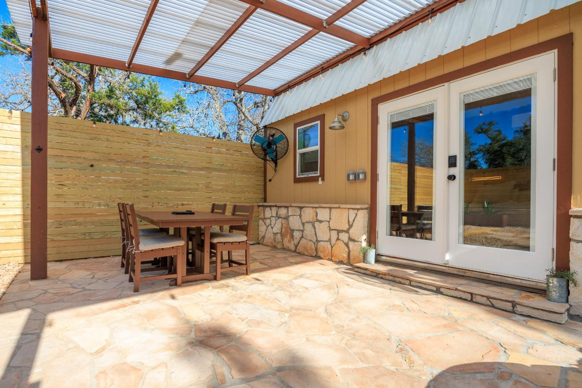 Romantic Luxury Retreat Hot Cold Pool & Sauna Wimberley Bagian luar foto