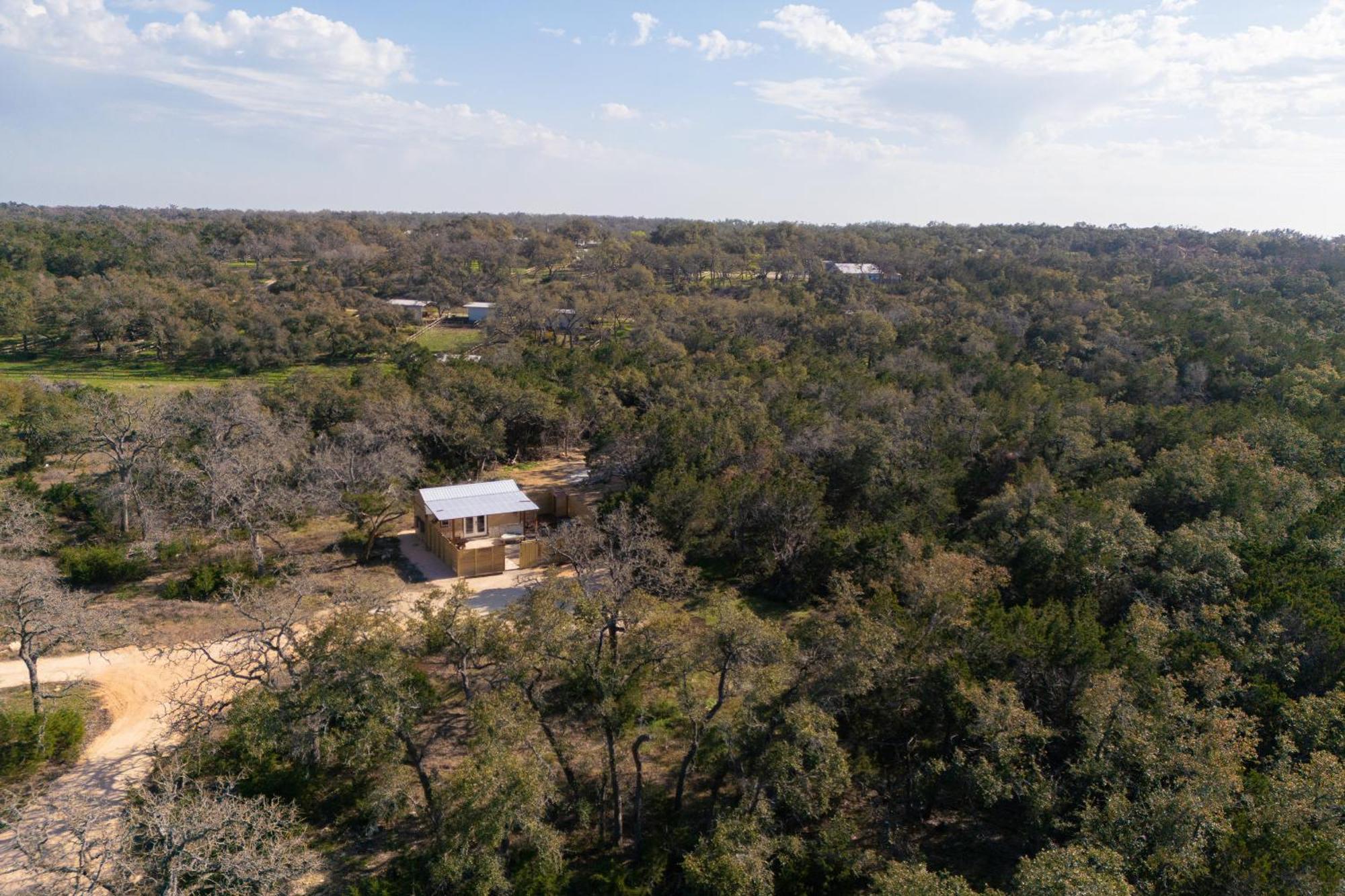 Romantic Luxury Retreat Hot Cold Pool & Sauna Wimberley Bagian luar foto